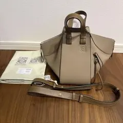 ロエベ LOEWEハンモック スモール サンド　グレージュのサムネイル