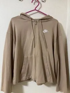 Nike ベージュ ジップアップパーカー