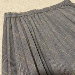 UNIQLO グレー チェック柄 プリーツロングスカート