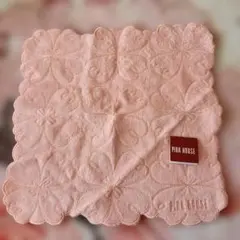 PINK HOUSE 花柄タオルハンカチ❤️のサムネイル