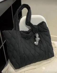 ブラック キルティング トートバッグ
