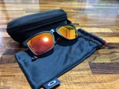 オークリー×フェラーリ　コラボサングラス