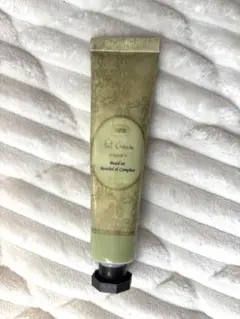 Item thumbnail for item 66656b8b-38b6-4107-a937-ac0b7ec587f9