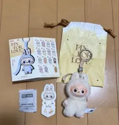 POPMART ラブブ イニシャル A LABUBU
