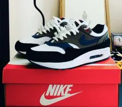 NIKE Air Max 1 ホワイト/ブラック/グレーのサムネイル