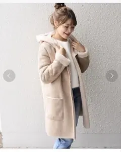 SHIPS フェイクムートンフードコート