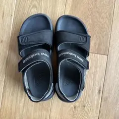 New Balance ブラック サンダル18センチ