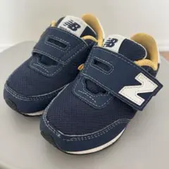 New Balance ベビーシューズ ネイビー/イエロー　13.5cm