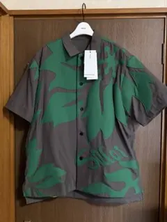 2026年最新】sacai FLORAL EMBROIDERED PATCH SHIRTの人気アイテム