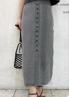 【新品未使用】ヤマダヤ　Aga ラメ　ロングスカート　シルバー　グレー　ヤマダヤ