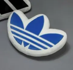 アディダス　オリジナルス　クッション　新品未開封　非売品　当選　adidas 2026年最新】adidasクッション非売品の人気アイテム - メルカリ
