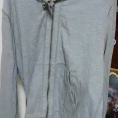 GAP　パーカーフード付　グレー・XL