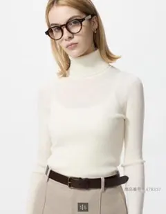 UNIQLO メリノリブタートルネックセーター　Mサイズ　オフホワイト