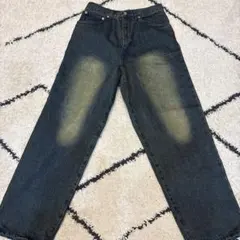 derschutze 刺繍入りダークブルーストレートデニム 30サイズ derschutze 刺繍入りダークブルーストレートデニム 30サイズ - メルカリ