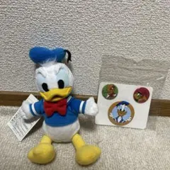【新品】ドナルド ぬいぐるみバッジ（スタンダード）　バッジセットのサムネイル