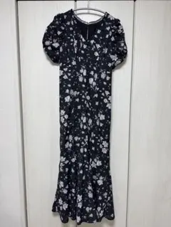 リリアンカラット　花柄ワンピース