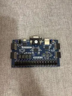 Digilent社のFPGAボード「BASYS3」