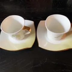 ナルミ　ボーンチャイナ　ペアカップ&ソーサー