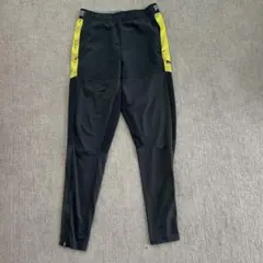 PUMA ジャージパンツ ブラック/イエロー