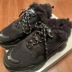 【karin】バレンシアガ　新品未使用　ベルベット　ブーツ BALENCIAGA バレンシアガ ショートブーツ レディース35 ブラック