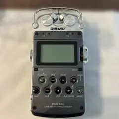 ①SONYマイクロカセットレコーダー＆②SANYOデジタルボイスレコーダー