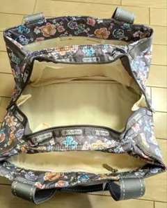 LeSportsacグレー 花柄 キルティング ボストンバッグ