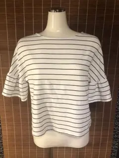 未使用品 MAYSON GREY メイソングレイ ストレッチ 春秋フリルトップス