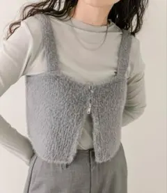 mystic シャギーニットビスチェ