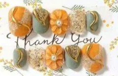 ネイルチップ❁No,520 ぷっくりお花 ニュアンス❁⃘*オレンジ×カーキ