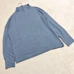 UNIQLO ユニクロ ＊ 美品 青色 ハイネック ニット 長袖 薄め シンプル