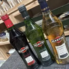 MARTINI マティーニ　 3本セット ロッソ エクストラドライ ビアンコのサムネイル