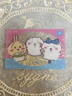 キラキラクリアカードコレクションガム No.31 ちいかわ ハチワレ うさぎ