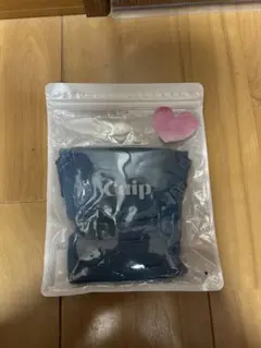 Item thumbnail for item a7ec8442-a3fb-426f-a9a9-95d094ab9603