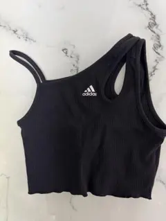 adidas クロップド丈タンクトップのサムネイル