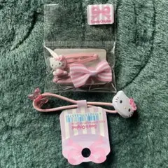 ハローキティ　Sanrio リボンヘアピンとヘアゴムセット