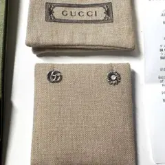 【新品 未使用】GUCCI グッチ ダブルG フラワー　ピアス 両耳用　正規品のサムネイル