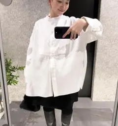 2026年最新】yori ブラウス shiroconの人気アイテム - メルカリ