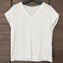 ドレステリア　Vネックフレンチスリーブカットソーのサムネイル