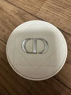 ディオールスキン　フォーエヴァー　クッションパウダー　ラベンダー