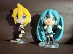 ★初音ミク 鏡音レン★ カプセルトイ★フィギュア2個セット