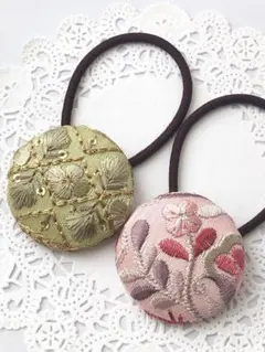 【No.213】インド刺繍 くるみボタン38㎜ ヘアゴム 2個セット