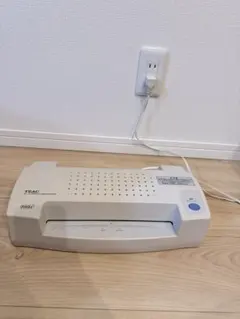 Item thumbnail for item 81261cf9-39f8-4391-a298-7568b960448d