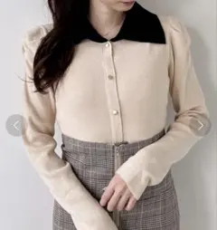 【値下げ】配色襟ニット MIIA