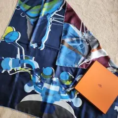 エルメス　スカーフ　カレダブルフェイス　未使用保管品❣️ 「クリッククラック」柄 HERMESのフリマアイテム一覧