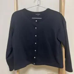 グリーンレーベル　ネイビー ボタン付き カーディガン