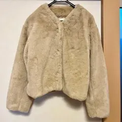 earth music&ecology ノーカラーファーコート　ショート丈
