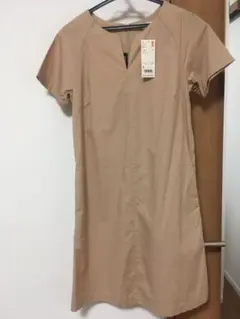 【半額以下】UNIQLO クリスプコットンワンピース　新品　タグ付き