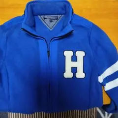 明るい清潔感のあるTOMMYHILFIGERフリースジップアップジャケット
