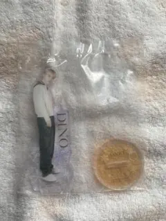 SEVENTEEN ディノ アクリルスタンド