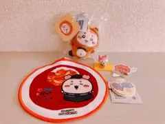 ちいかわ　古本屋　かにちゃん　まとめ売り5点松屋コラボ　たぬきだもん　モモンガ